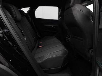 PEUGEOT 3008 1.6 3008 Allure Premium+ SS PHEV A 5dr