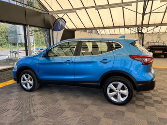 NISSAN QASHQAI 1.5 Qashqai Acenta Premium dCi Semi-Auto 5dr