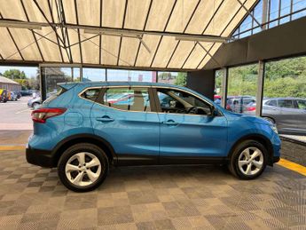 NISSAN QASHQAI 1.5 Qashqai Acenta Premium dCi Semi-Auto 5dr