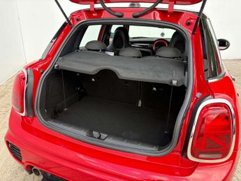 MINI Hatch 1.5 Cooper Auto 5dr