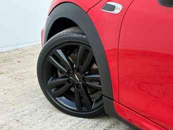 MINI Hatch 1.5 Cooper Auto 5dr