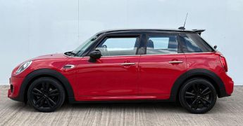 MINI Hatch 1.5 Cooper Auto 5dr
