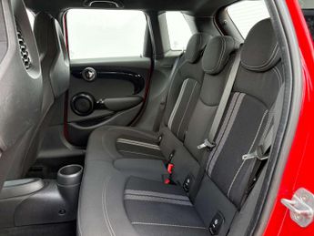 MINI Hatch 1.5 Cooper Auto 5dr