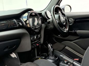 MINI Hatch 1.5 Cooper Auto 5dr