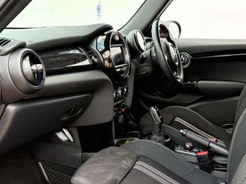 MINI Hatch 1.5 Cooper Auto 5dr