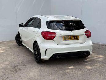 Mercedes-Benz A-CLASS 1.5 A180 BlueEfficiency AMG Sport CDi Auto 5dr