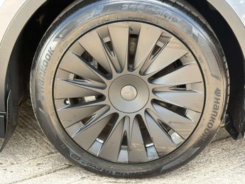 TESLA MODEL Y ModeL Y Long Range AWD 4WD 5dr