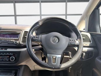 Volkswagen Sharan 2.0 TDI BlueMotion Tech SE MPV 5dr Diesel DSG Euro 5 (s/s) (140 
