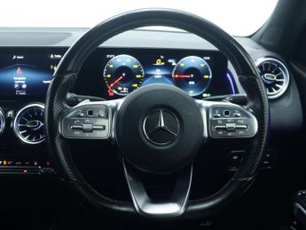 MERCEDES-BENZ EQB EQB 350 66.5kWh AMG Line SUV 5dr Electric Auto 4MATIC (292 ps)