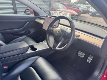 TESLA MODEL 3 Model 3 Long Range AWD 4WD 4dr
