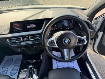 BMW 1 SERIES 1.5 118i M Sport Auto 5dr
