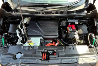 NISSAN LEAF Leaf N-Connecta 5dr