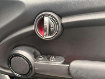 MINI HATCH 1.5 Cooper Hatchback 3dr Petrol Auto Euro 6 (s/s) (136 ps)
