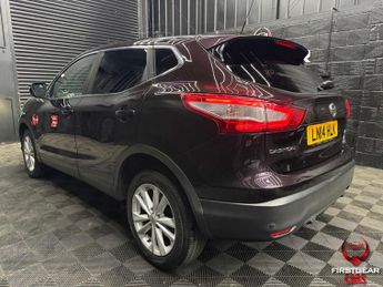 Nissan Qashqai 1.6 dCi Acenta Premium SUV 5dr Diesel XTRON 2WD Euro 5 (s/s) (13