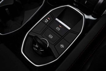 LAMBORGHINI Urus 4.0 Urus V8 Auto 4WD 5dr