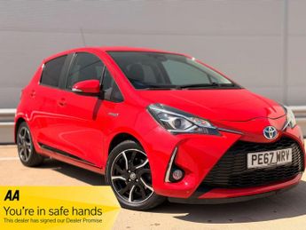 TOYOTA YARIS 1.5 Yaris Design Hybrid VVT-i CVT 5dr