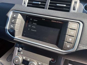 Land Rover Range Rover Evoque 2.0 TD4 Landmark SUV 5dr Diesel Auto 4WD Euro 6 (s/s) (180 ps)