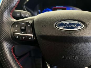 FORD KUGA 2.5 Kuga ST-Line X First Edition PHEV CVT 5dr