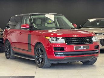 Land Rover RANGE ROVER 4.4 SD V8 Vogue SUV 5dr Diesel Auto 4WD Euro 6 (s/s) (339 ps)