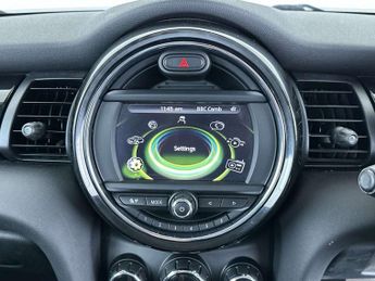 MINI HATCH 1.5 Cooper Auto 5dr