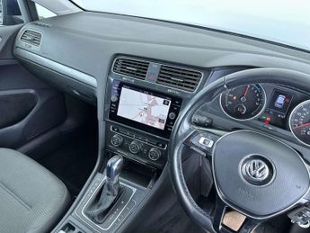 VOLKSWAGEN GOLF e-Golf 5dr