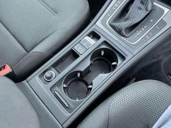 VOLKSWAGEN GOLF e-Golf 5dr