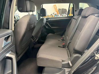 VOLKSWAGEN TIGUAN 1.5 Tiguan Allspace Life TSi Semi-Auto 5dr