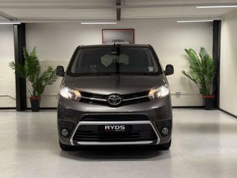 TOYOTA PROACE VERSO 2.0 Proace Verso Family L1 D-4D Auto 5dr
