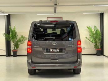 TOYOTA PROACE VERSO 2.0 Proace Verso Family L1 D-4D Auto 5dr