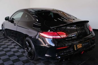 Mercedes-Benz C-CLASS 2.0 C 220 AMG Line D Auto 2dr