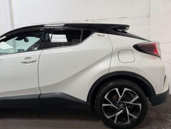 Toyota C-HR 1.8 VVT-h Dynamic SUV 5dr Petrol Hybrid CVT Euro 6 (s/s) (122 ps