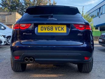 Jaguar F-PACE 2.0 D180 R-Sport SUV 5dr Diesel Auto AWD Euro 6 (s/s) (180 ps)