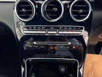 MERCEDES-BENZ GLC 2.1 GLC 220 Urban Edition D 4Matic Auto 4WD 5dr