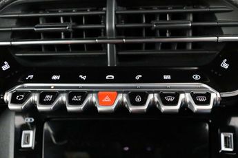 Peugeot E-2008 50kWh GT Premium Auto 5dr