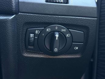BMW 1 SERIES 2.0 118d ES Coupe 2dr Diesel Steptronic Euro 5 (143 ps)