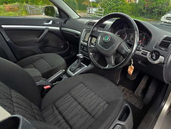 Skoda OCTAVIA 2.0 Octavia Elegance TDI CR Semi-Auto 5dr