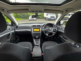 Skoda OCTAVIA 2.0 Octavia Elegance TDI CR Semi-Auto 5dr