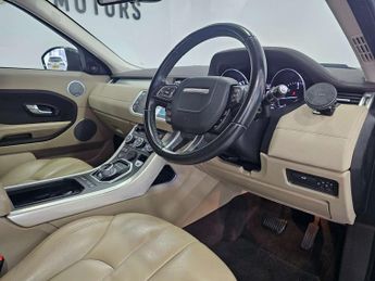 LAND ROVER RANGE ROVER EVOQUE 2.2 Range Rover Evoque Pure SD4 Auto 4WD 5dr