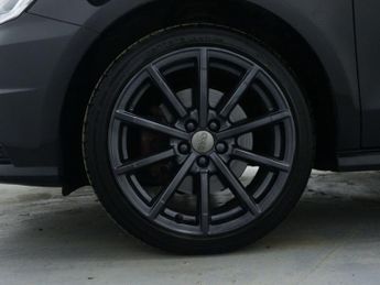 AUDI A1 1.4 TFSI S line Hatchback 3dr Petrol S Tronic Euro 6 (s/s) (125 