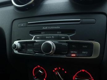 AUDI A1 1.4 TFSI S line Hatchback 3dr Petrol S Tronic Euro 6 (s/s) (125 