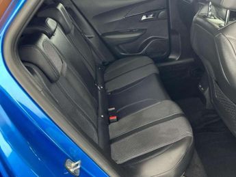 PEUGEOT E-2008 50kWh GT SUV 5dr Electric Auto (7kW Charger) (136 ps)