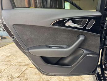 AUDI A6 3.0 A6 Black Edition TDI Quattro Semi-Auto 4WD 4dr