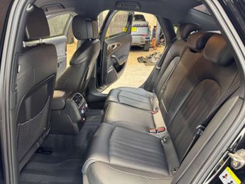 AUDI A6 3.0 A6 Black Edition TDI Quattro Semi-Auto 4WD 4dr