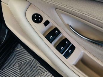 BMW 5 SERIES 2.0 520d Luxury Auto 4dr