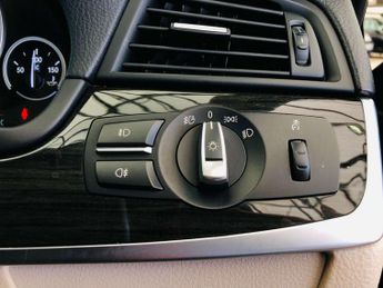 BMW 5 SERIES 2.0 520d Luxury Auto 4dr