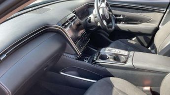 HYUNDAI TUCSON 1.6 T-GDi 13.8kWh Premium SUV 5dr Petrol Plug-in Hybrid Auto 4WD