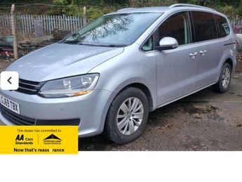 Volkswagen Sharan 2.0 Sharan SE Nav TDI Semi-Auto 5dr