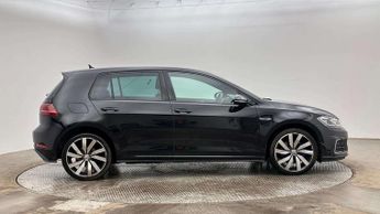 Volkswagen Golf 1.4 Golf GTE Advance Semi-Auto 5dr