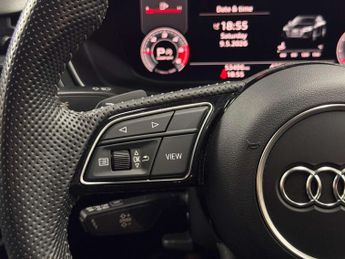 Audi A4 2.0 A4 Black Edition 35 TDI Semi-Auto 4dr