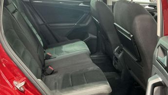 Volkswagen TIGUAN 2.0 TSI BlueMotion Tech SEL SUV 5dr Petrol DSG 4Motion Euro 6 (s